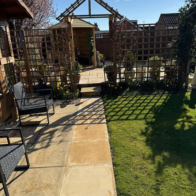 New Paving and Gazebo - Easy Gardens