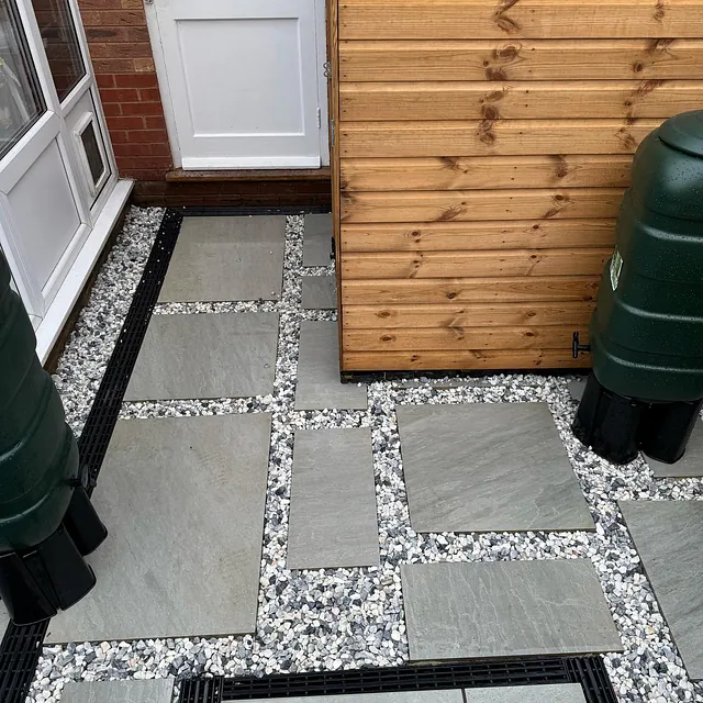 New Pathway - Easy Gardens